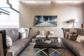 Stunning & Luxurious Four Bedroom Mews House